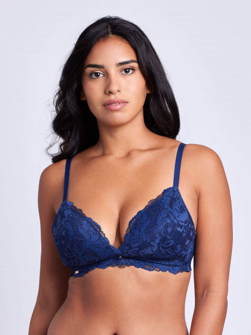 AMI Sujetador sin aro copa fina y encaje