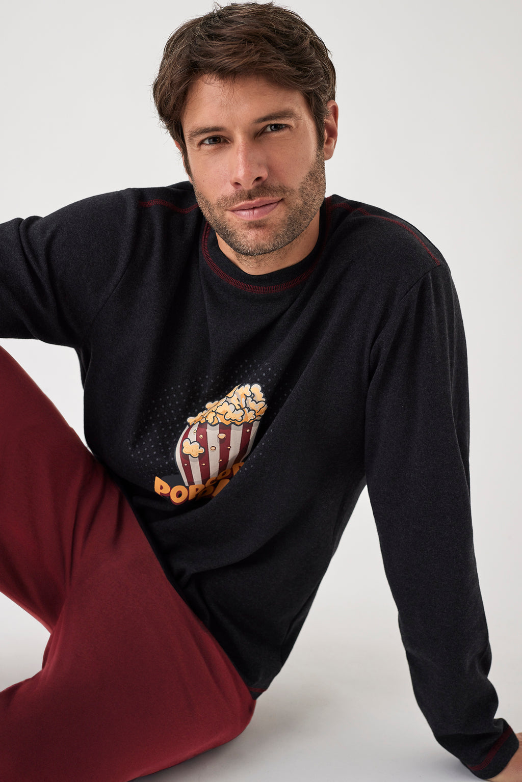 Pijama pantalón largo camiseta manga larga H34582