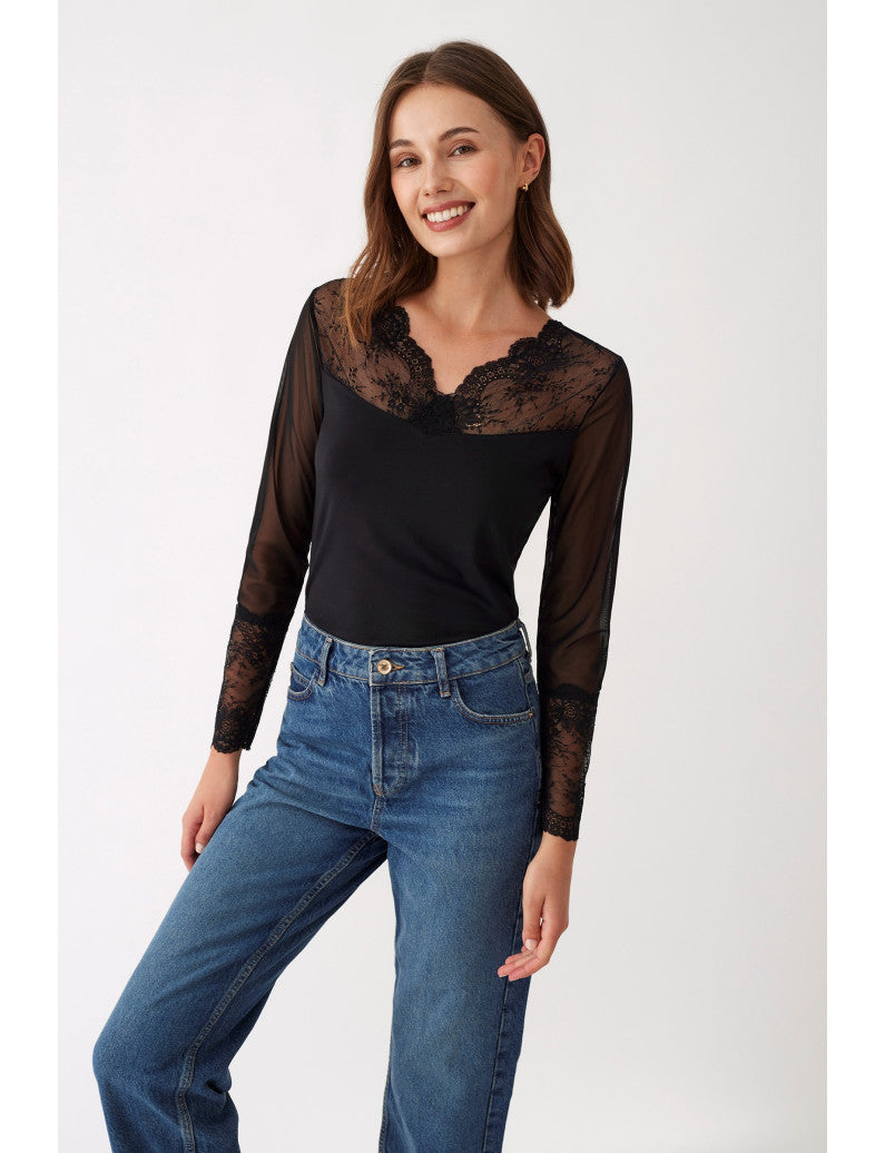 Camiseta manga larga modal con encaje y man W0917